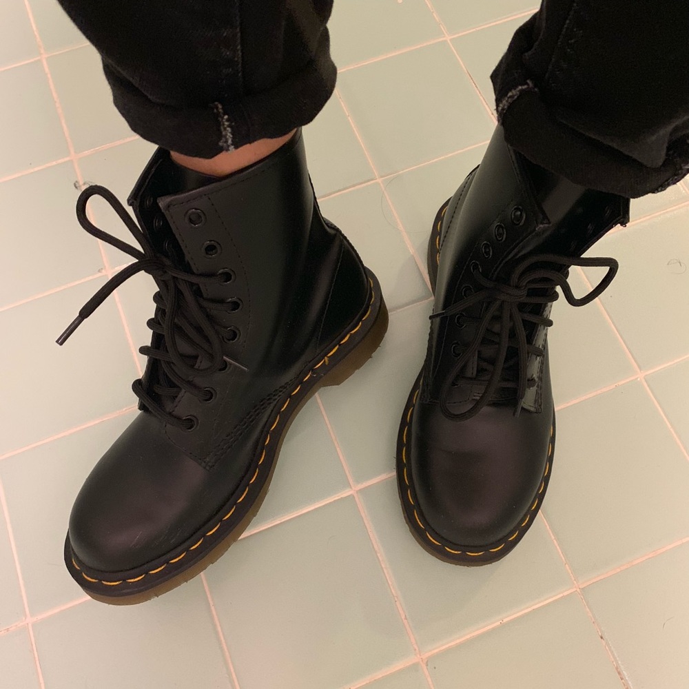 NWOT Dr. Martens 1460